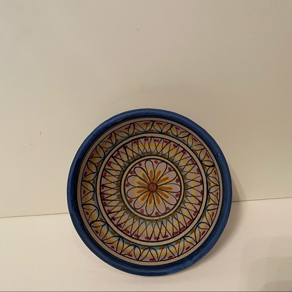VIETRI BOWL WHITE BLUE YELLOW BROWN RED PINK POTTERY TERRACOTTA HANDMADE ITALY